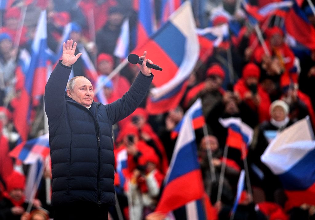 RT by @mikenov: RT by @mikenov: Russian imperialism is a habit that will never be broken without a clear loss on the battlefield. Ukraine is the final chance to prove that conquest is a dead end. Without a total defeat, the threat to the world remains forever