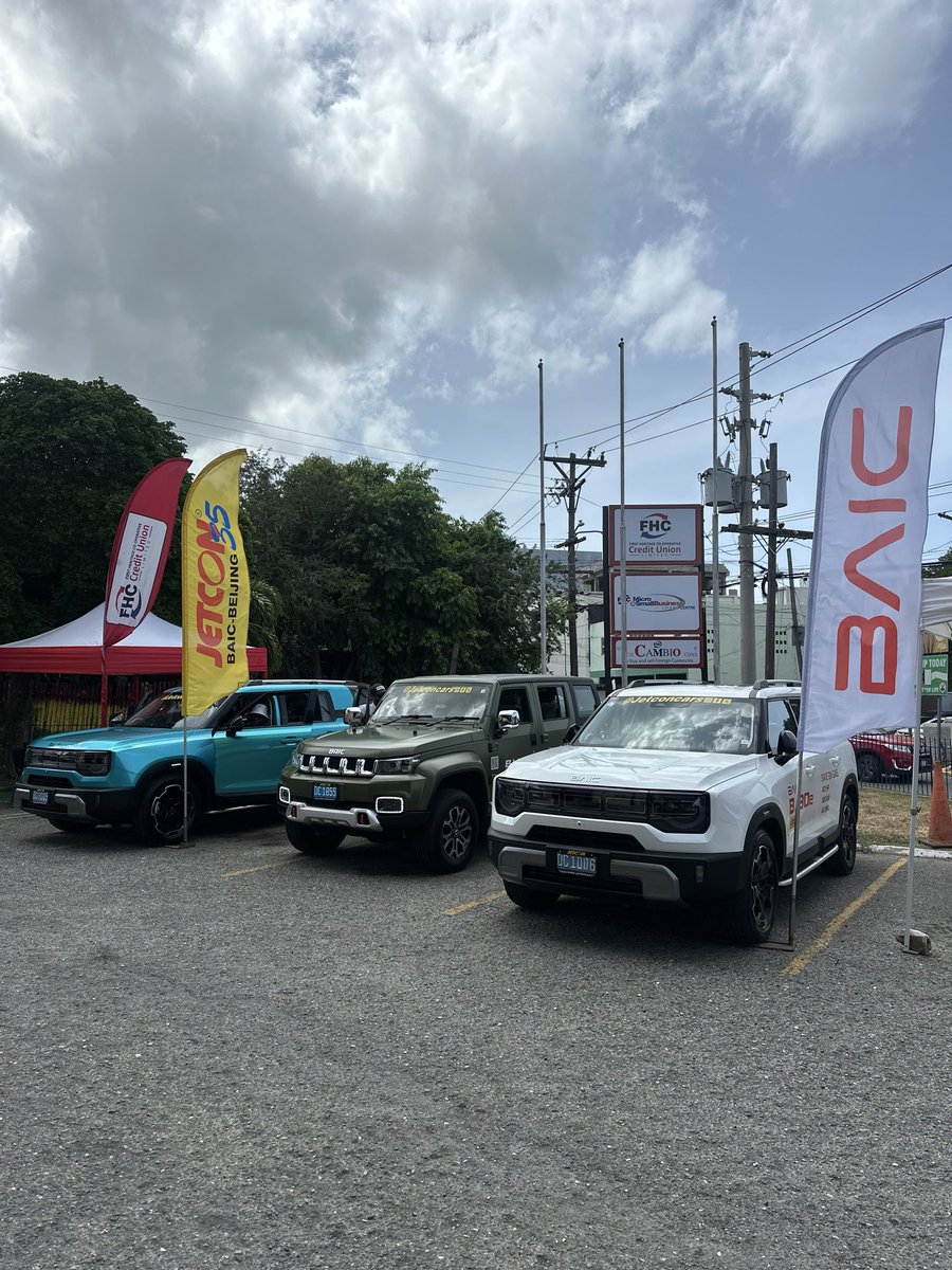 JetconCars's tweet photo. The lineup is here. The BJ30e and the BJ40. ๐
Weโre live at First Heritage Co-operative Credit Union, Eureka Road for the BAIC Roadshow.
Come check the BJ30e and BJ40 PLUS up close and ask about financing with FHC. ๐ฐ
Pull up before 3pm!
#Jetconcars #Jetcon #BAICJamaica https://t.co/UJ350PTQiA