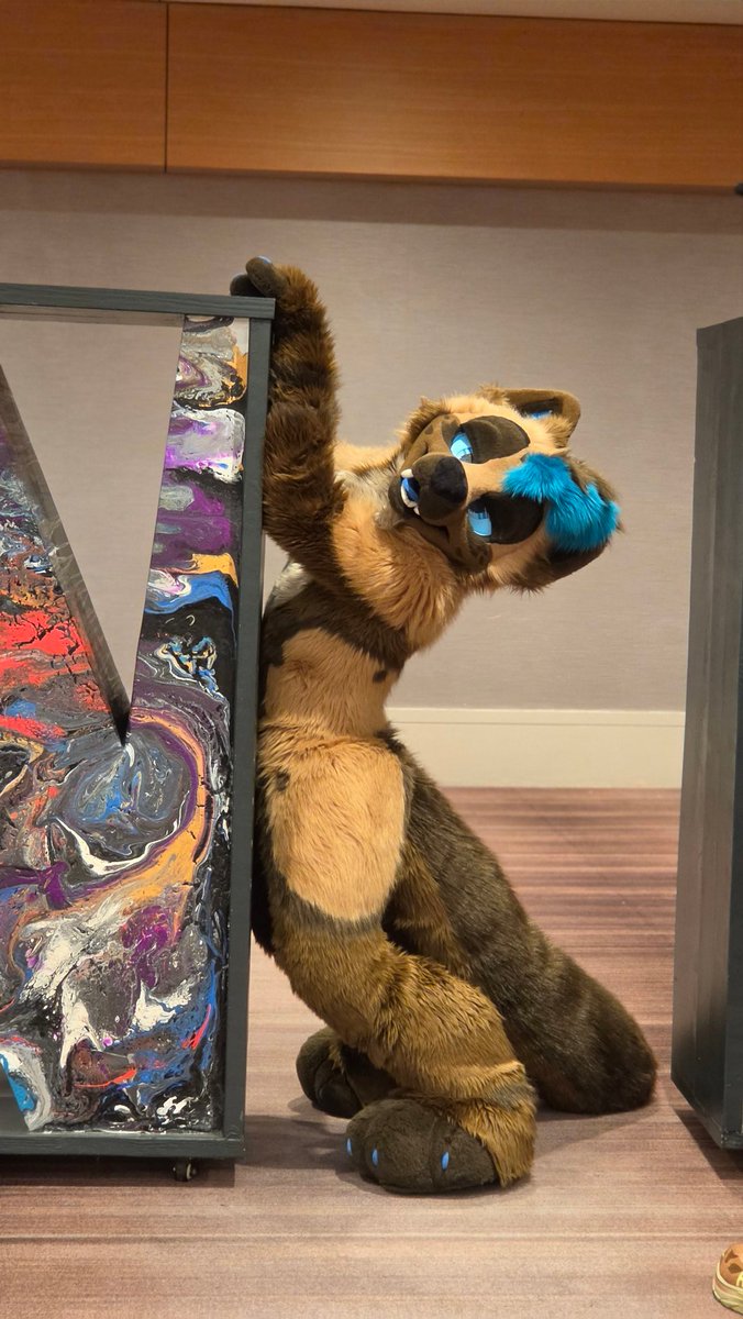 russkcat's tweet photo. mart
#fursuitfriday https://t.co/GsRRhvRige