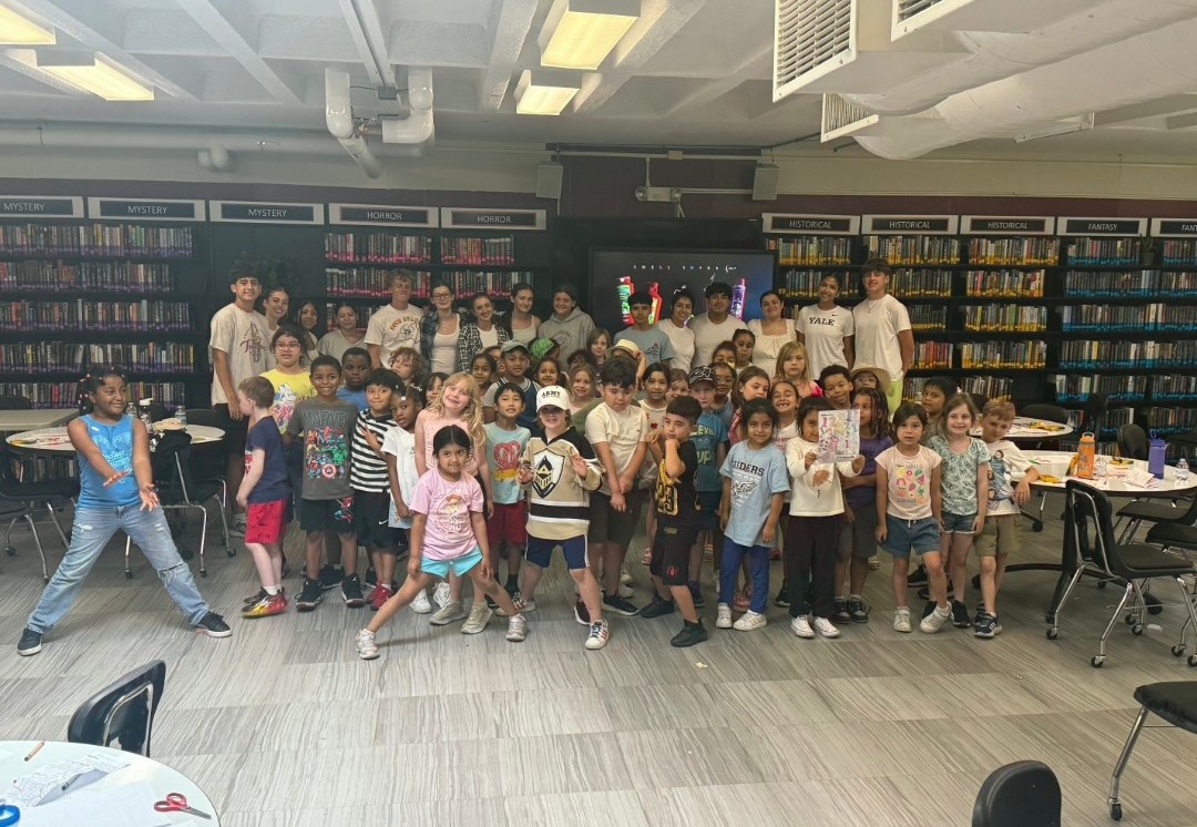 HFFMCSD's tweet photo. On May 20th, the #JIO Reading Buddies hosted a field day for their #FMES first grade little buddies at the high school.

#HFFMCSD https://t.co/0UcfMJOQu9