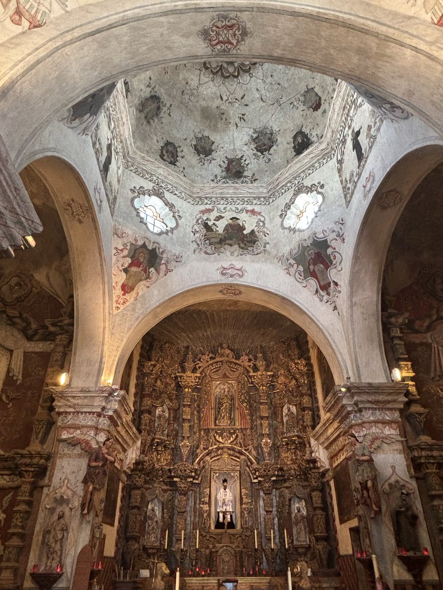 rmejag's tweet photo. @1000HolyPlaces I was just there on Tuesday.  What is even more remarkable is that this was built and designed in 1700’s in the desert frontiers of what was colonial New Spain (now Tucson, AZ) so far from any cities of the day to support it’s construction https://t.co/YbAP7rJQoX