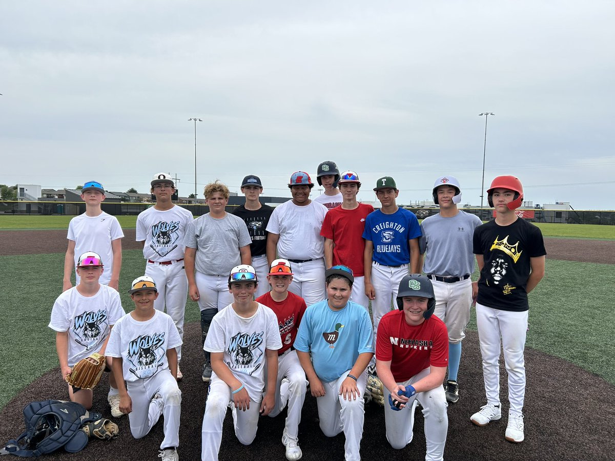 ENHS_Baseball's tweet photo. 2026 Youth Camp

Been pouring into the neighborhood boys since 2020. 

We take pride in helping build the future of the program. It was, it is, and it always will be about the players. 

Brings us a lot of joy seeing them run around in our gear! 

#BoysFromTheNorthside
#ENGLUE https://t.co/fSr6Eq06as