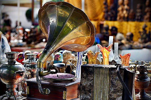 OTBB92's tweet photo. [Evènement RAPPEL] Brocante Pierre-Grenier
Objets, déco, mobilier, jouets, livres, vêtements, bibelots… La 35e édition de la traditionnelle.

📆Demain de 8h à 18h
📍Rue Émile-Duclaux, bld de la République

En savoir plus : https://t.co/Sl4JoodpJv
@Ville_BoulogneB @DestinationHDS https://t.co/1bAeVCG2Pv