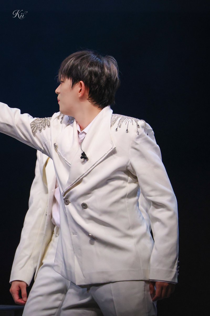 kii2chan's tweet photo. 260523 DKB Concert in Japan  -Signal- 
2部

✌️×✌️

#디원 #D1 #장동일 #ドンイル
#이찬 #イチャン #E_CHAN #이창민 
#DKB #다크비 #ダクビ https://t.co/0c6kz1pUC6
