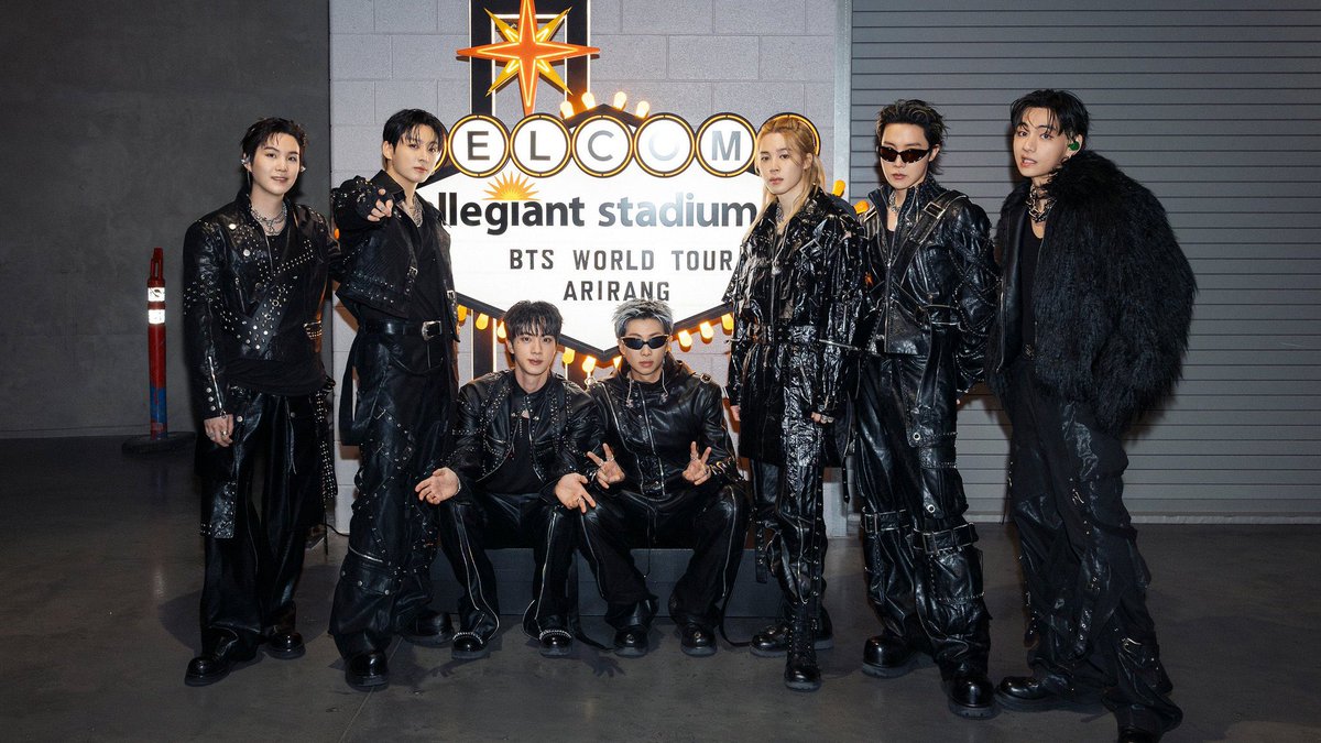 vibrakpop's tweet photo. BTS WORLD TOUR ARIRANG /Canciones sorpresas 

🇺🇸 LAS VEGAS
dia 1 - Permission To Dance &amp; Go Go
dia 2 - Black Swan &amp; Spine Breaker
dia 3 - Anpanman &amp; Attack On Bangtan
dia 4 - Boyz With Fun &amp; Danger https://t.co/KRPIjnt9JE