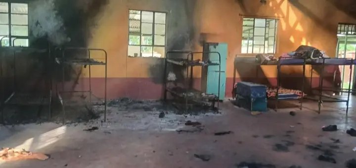 Realkangethe's tweet photo. BREAKING....!!

CCTV footage shows several girls arranging mattresses before setting them on fire. 

A student (Survivor) who was trapped inside a cubicle witnessed the incident and later identified the suspects.

Investigators say the victims could have escaped had the door not been locked from the outside by the arsonists.