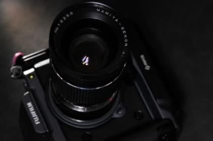 BarnackJh's tweet photo. 44x33センサーとの相性…気になる🪬
📷FUJIFILM GFX100
👁️MAMIYA SEKOR SF C 145mm F4
#mamiya #mamiyasekor145mmsf #softfocus #中判 #gfx100 https://t.co/5IY4xidKbI