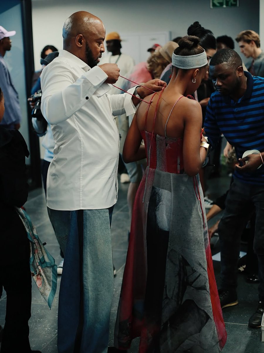 safashionweek's tweet photo. #SAFWSS26 🔥 BACKSTAGE TOUCHES

#JCLeRoux  #NARSSouthAfrica #CarltonHairSA #DesignedForPleasure #MagnumSA #NARSCosmetics https://t.co/lvXHTD0oKM