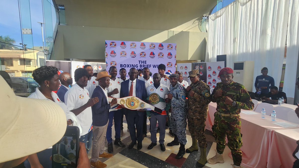 DirectoratePlu's tweet photo. Our Director for Mobilization Hon. @MichealMawanda1 this afternoon launched a strategic partnership between the Uganda Professional Boxing Commission (UPBC) with Friends of Boxing (FOB) at Lugogo UMA Show Grounds, Madhvani Halls.

The Patriotic  League of Uganda  pledged full support for this partnership and the boxing federation to promote sports, talent, and national culture  working hand in hand with the State Minister for Sports, Hon. @OgwangOgwang