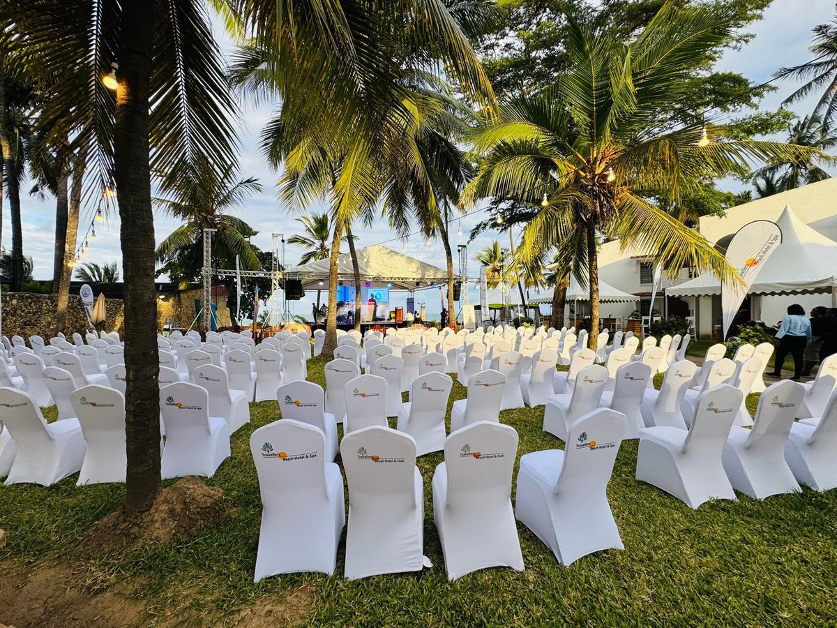 wekesa_amos's tweet photo. RWENZORI MARATHON 2026 

So mANY Mombasa brands joined up with us and us I mean Uganda consulate MOMBASA and RWENZORI MARATHON 

It’s going to be fire here tomorrow, we closed at 1k runners but many are forcing themselves kesho https://t.co/p3ZRkHrKPd