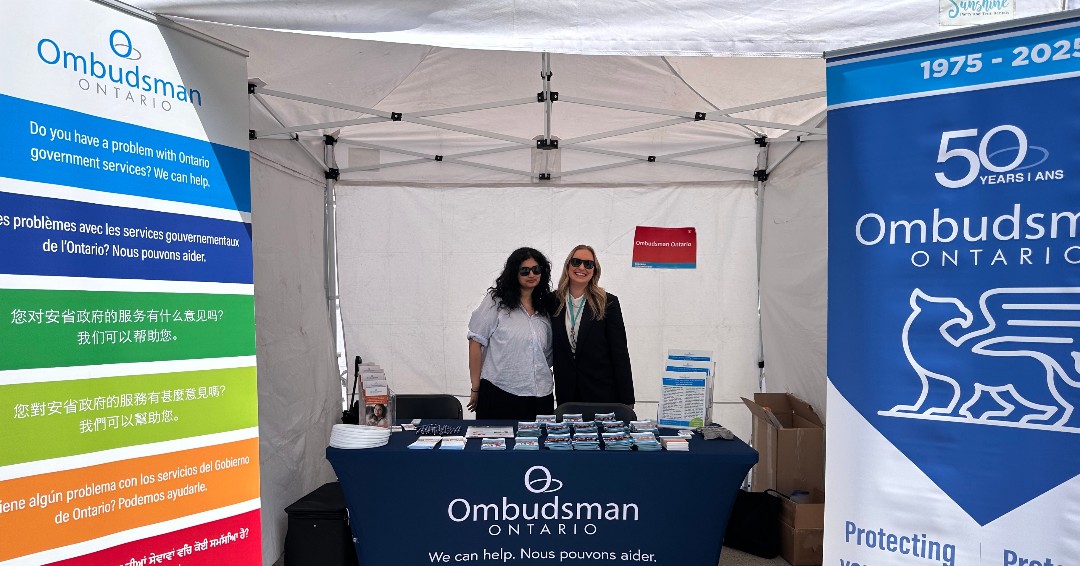 Ont_OmbudsmanFR's tweet photo. Nouveau(elle) en Ontario? Vous ne savez pas où trouver de l’aide pour obtenir des services publics? Venez nous voir ajd lors de la Journée des nouveaux arrivants à Toronto - Nathan Phillips Squareet découvrez comment Ombudsman Ontario offre un soutien gratuit et confidentiel. https://t.co/JGN70M8Ff9