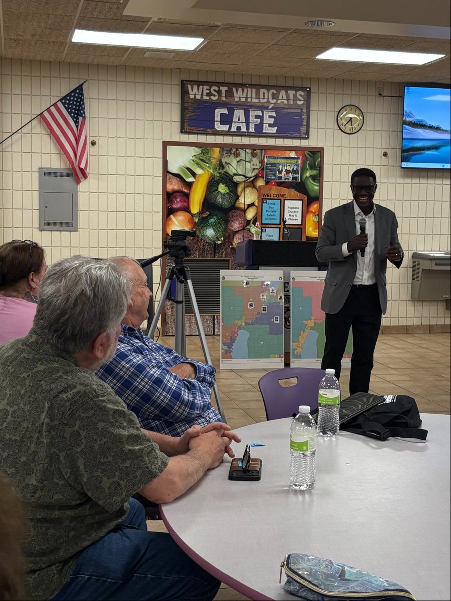 DavidCCrowley's tweet photo. The folks at @BrownWIDems are fired up and ready to make a Wisconsin that works for all of us! Together we can build a Wisconsin that is affordable and full of opportunity for every community. https://t.co/D57fbqr4Sl