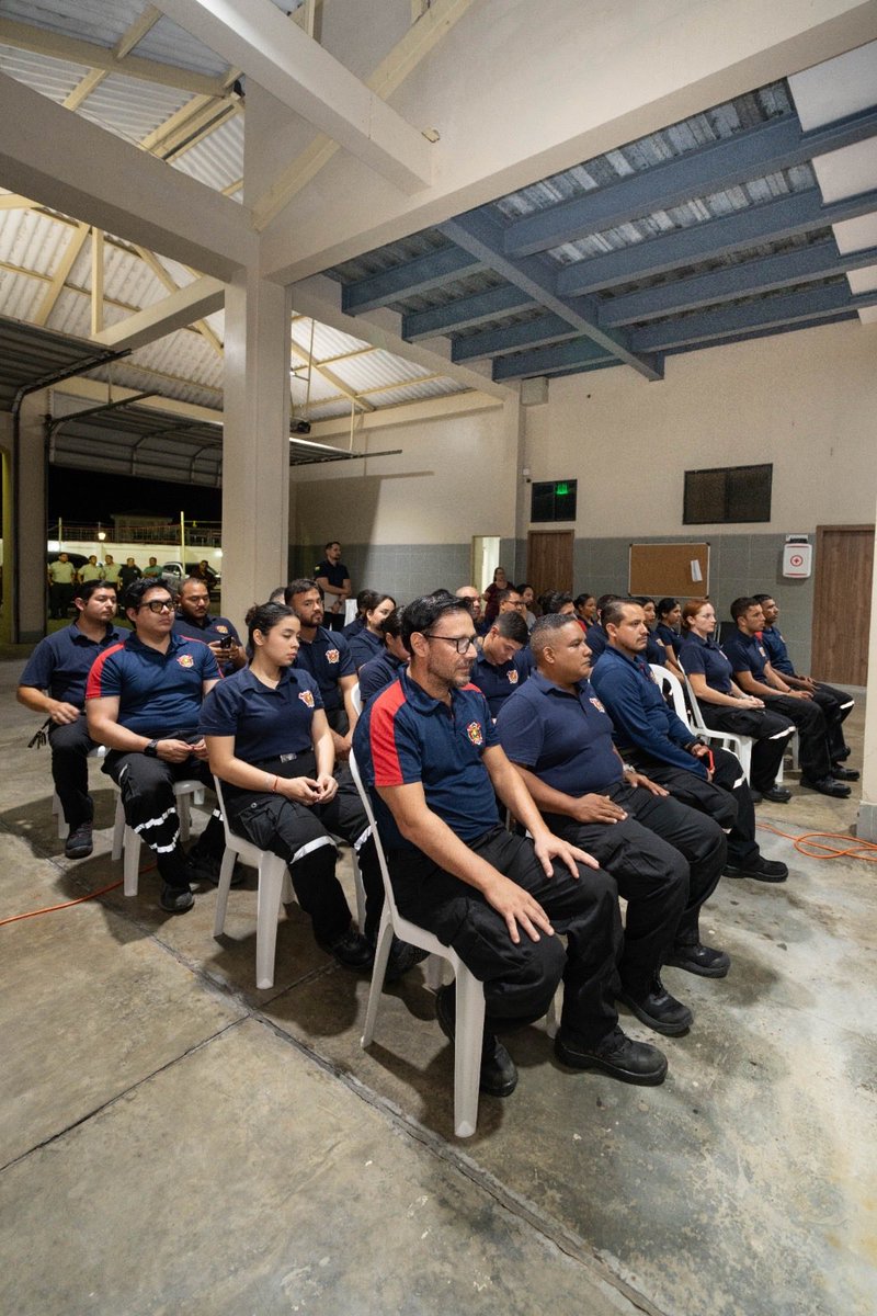 BCB_Samborondon's tweet photo. Resello General 2026 🚒🔥
Durante el resello general del personal del BCBS, nuestros bomberos reafirmaron su responsabilidad y entrega hacia la comunidad, fortaleciendo el compromiso de servir con honor y preparación.
#BCBS #BomberosSamborondón #AbnegaciónYDisciplina https://t.co/z5wFFcdDMC
