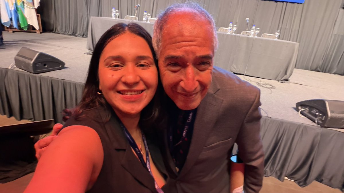cterminalis_'s tweet photo. Con el profe @adribaran 

#UAI 

🇦🇷✨🇻🇪💪🏼🫀 https://t.co/bRVfaU44RU