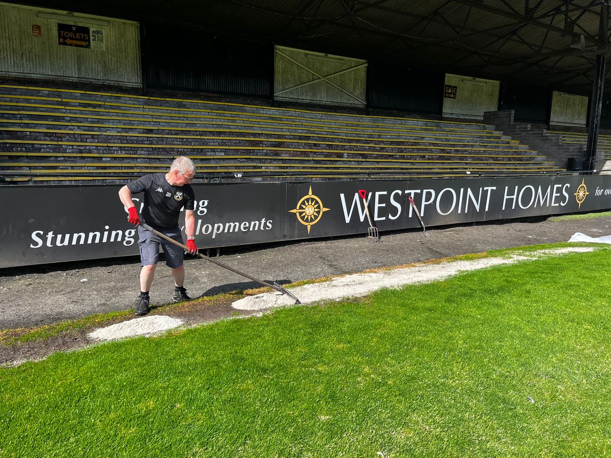 pollokfc's tweet photo. 🚜| PITCH IN FOR POLLOK

Just a week after launch, we have already sold 1/3 of the squares available for our Pitch In initiative!

Thanks to everyone for your support, which is helping us maintain and improve our home. 

Full details on our website:

https://t.co/lxQxxfp7JL https://t.co/IfWtBNb4v0