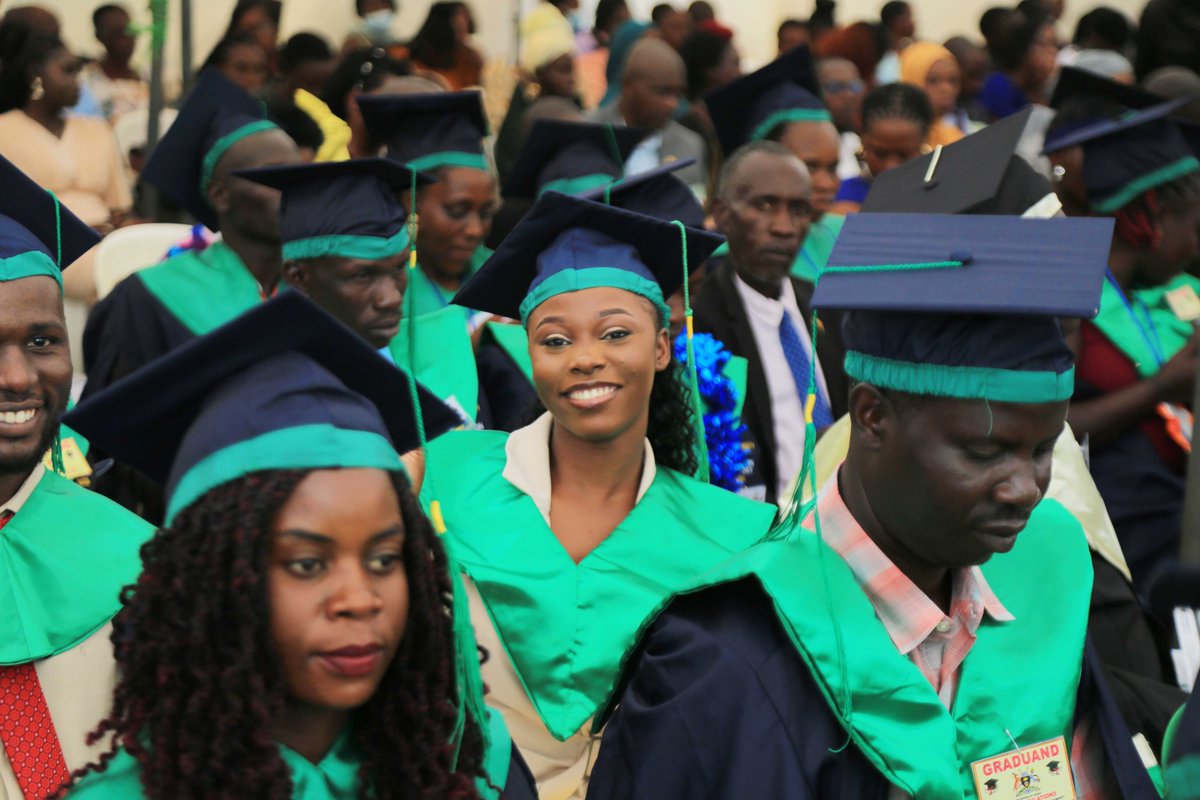 UgaPrivi's tweet photo. 🎓Graduation.

It is a proud moment for trainers from our member institutions across Uganda, who completed the Basic Instructional Skills Training (BIST) Certificate and have today graduated at @TeamUniversityU's 16th Graduation Ceremony.

71 trainers have now joined a...🧵1/5 https://t.co/RdPFWtwz4R