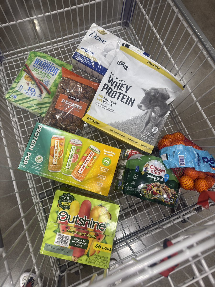 ChristiannRuiz's tweet photo. Costco haul 🛒 https://t.co/fpC0XakEqv