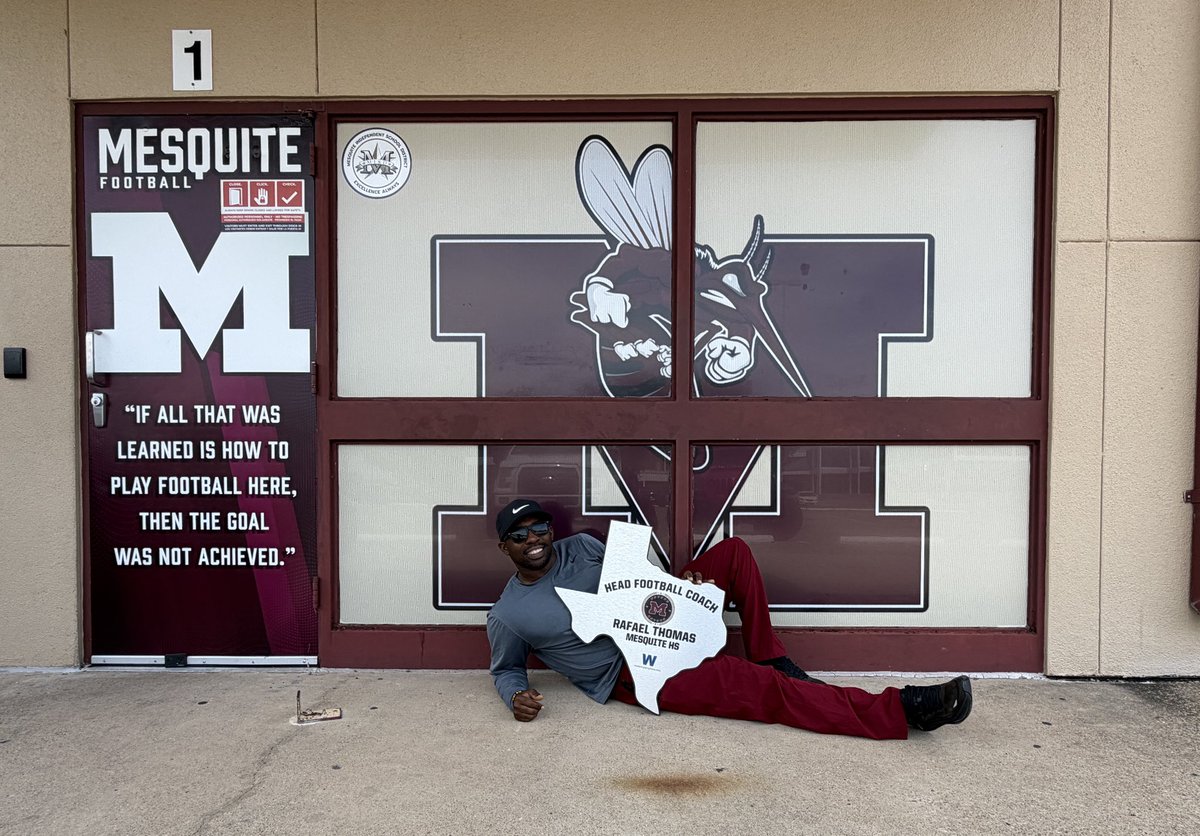 CoachRT1988's tweet photo. I use to pray for times like this 😂😂

@waterboy_Gil @hoka @mesquiteisdATH https://t.co/OufMrJxvGM