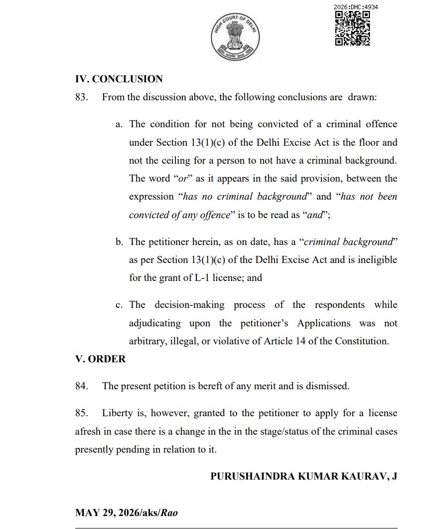 adityakalra's tweet photo. Strong words from the Delhi High Court in rejecting Chivas-maker Pernod's license request. 

Pernod has a "criminal background" right now due to ongoing investigations &amp; it can apply for a city license "in case there is a change in the in the stage/status of the criminal cases" https://t.co/8LYuonTnxE