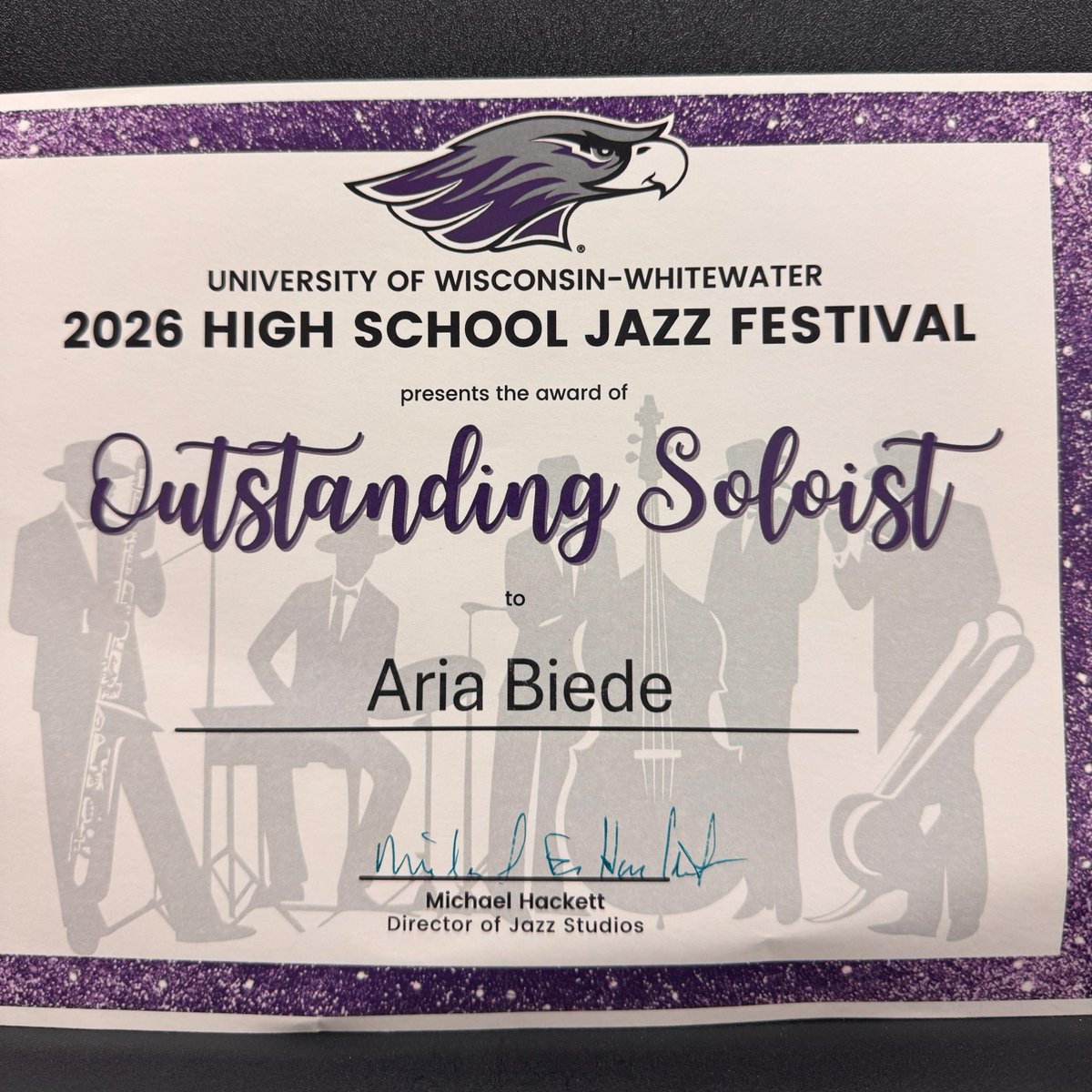 MMSTrojans's tweet photo. Standing ovation for Aria Biede &amp; Luis Rodriguez! 🎉🎷 Both named “Outstanding Soloist” at the Whitewater Jazz Festival — a perfect finale to an incredible year and their MMS music careers. So proud of you two! ✨ #MMSjazz #TrojanNation https://t.co/P1svumf4P4