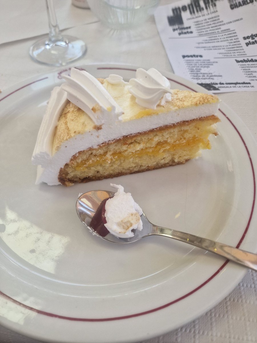 Raydon_Jaime's tweet photo. €16 menu del dia https://t.co/KVrcMjnOig