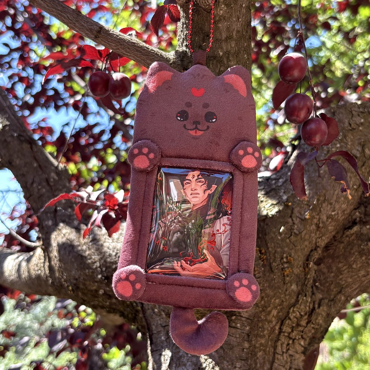kelesart's tweet photo. [RT and shares appreciated!💜]
Officially just an hour left for the St0r€ update!! 
There’s a ton of new things like foil prints and photocards, 3D charms and cardholders but also a tiny restock of past items like sticker books, zines and cable wrapping charms! 💜 https://t.co/W008aYrLkk