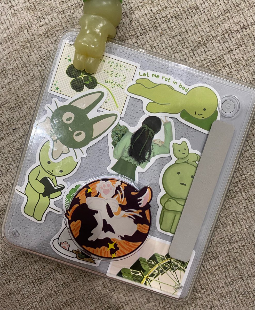 tealfables's tweet photo. added some stickers to my kobo <3 https://t.co/VncqeczpKL