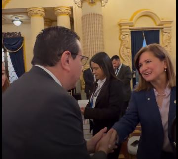PublinewsGT's tweet photo. 🤝 En privado: Primera vez del fiscal general Gabriel García Luna en la Conabed. 

#JusticiaGT #Conabed #BienesExtintos #PoliticaGuatemala #KarinHerrera #GabrielGarcíaLuna 📄🔍

https://t.co/WKygzqhccI https://t.co/r1dXPCZ8Ym
