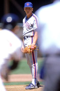 mister_met's tweet photo. #MetsTrivia A: David Cone pitched the second Immaculate Inning in #Mets history on 8/30/91 against the Reds. https://t.co/fg7HE7qeeI