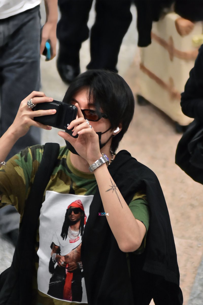 MyKpopHuntress's tweet photo. 260529 TREASURE #YOONJAEHYUK #ASAHI #DOYOUNG #HARUTO @ KLIA 🇲🇾

#TREASUREinKL #PULSEONinKL #PULSE_ON_IN_KL #TREASURE https://t.co/sEQztvnYWi