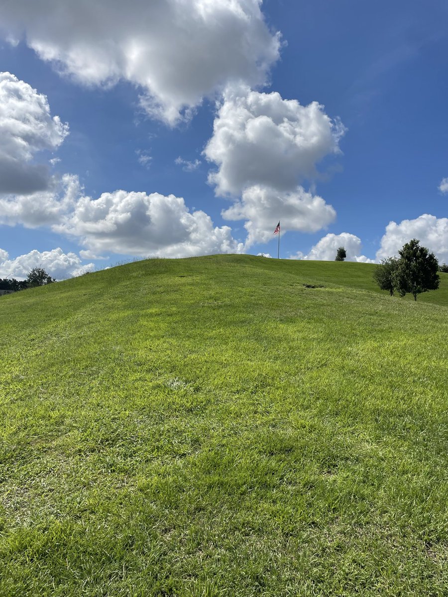 ChessLiam's tweet photo. Committing myself to do hill sprints 2x a week to get back in shape.

Got heat exhaustion and nearly passed out at the end of today’s session.

Great start! https://t.co/PHv8MOyu15