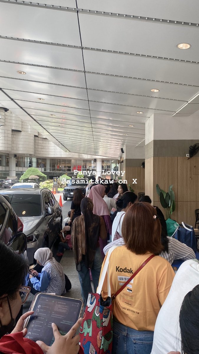 asamitakaw's tweet photo. Halo! Aku open jastip Kopi Tuku di Sun Plaza Medan untuk besok, 30 May 2026.

DM for fee dan kalau tidak dapat full refund 100%. Dijamin trusted 🤍
#zonauang #jastip https://t.co/hBqCKmxdy3