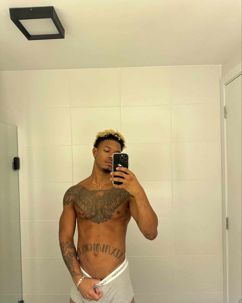 nathansilva_ofc's tweet photo. É OFICIAL, CHEGUEI NO PRIVACY 🍊

https://t.co/0iHMQRlevL https://t.co/XDGybbdW00