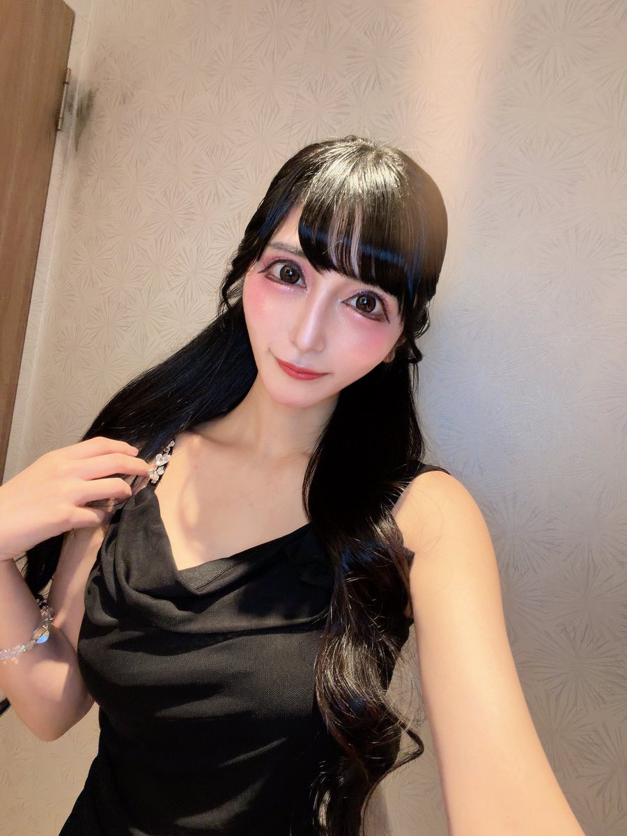 安藤もあ💙AV女優 tweet media