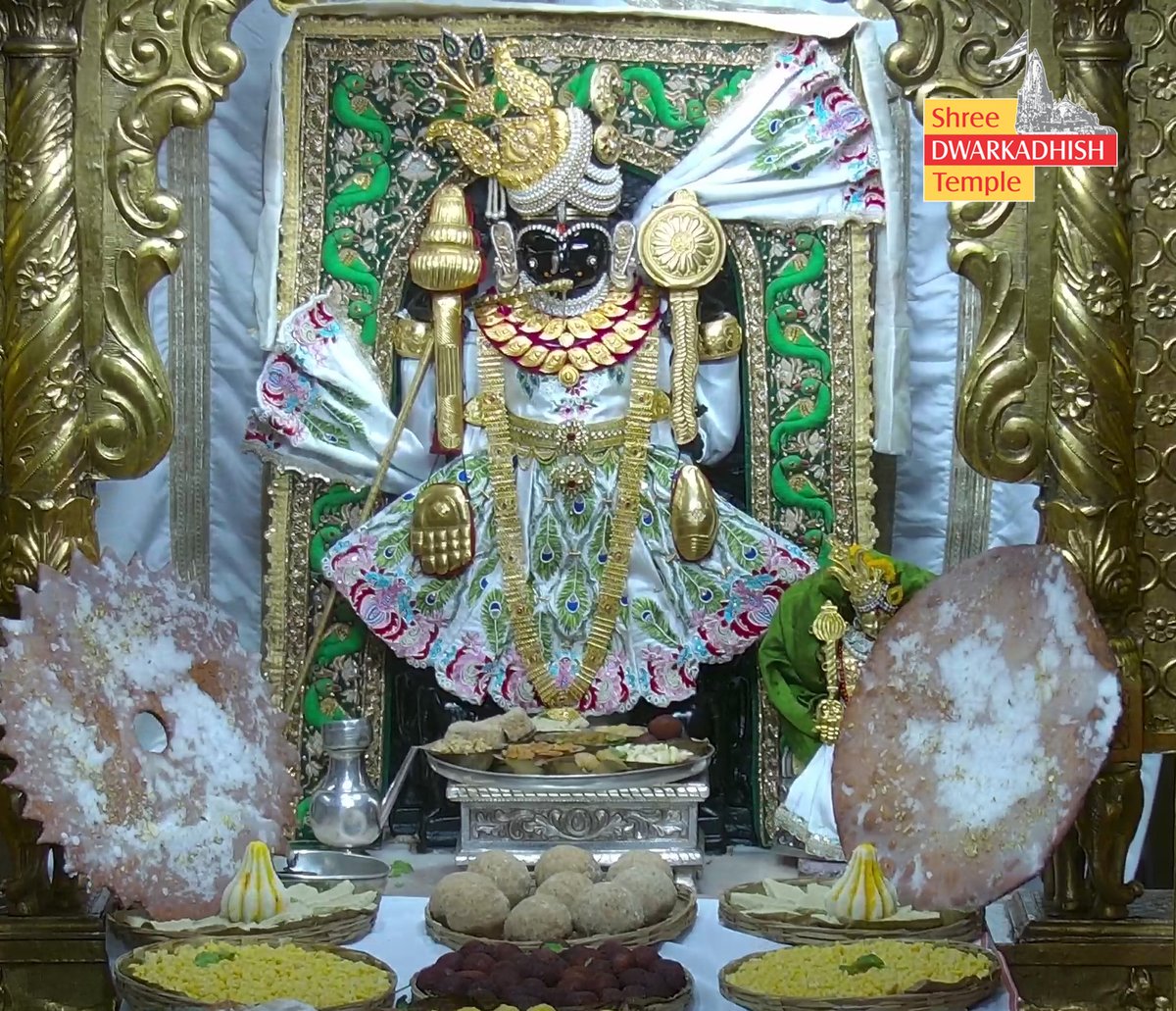 Shri Dwarkadhish Mandir tweet media