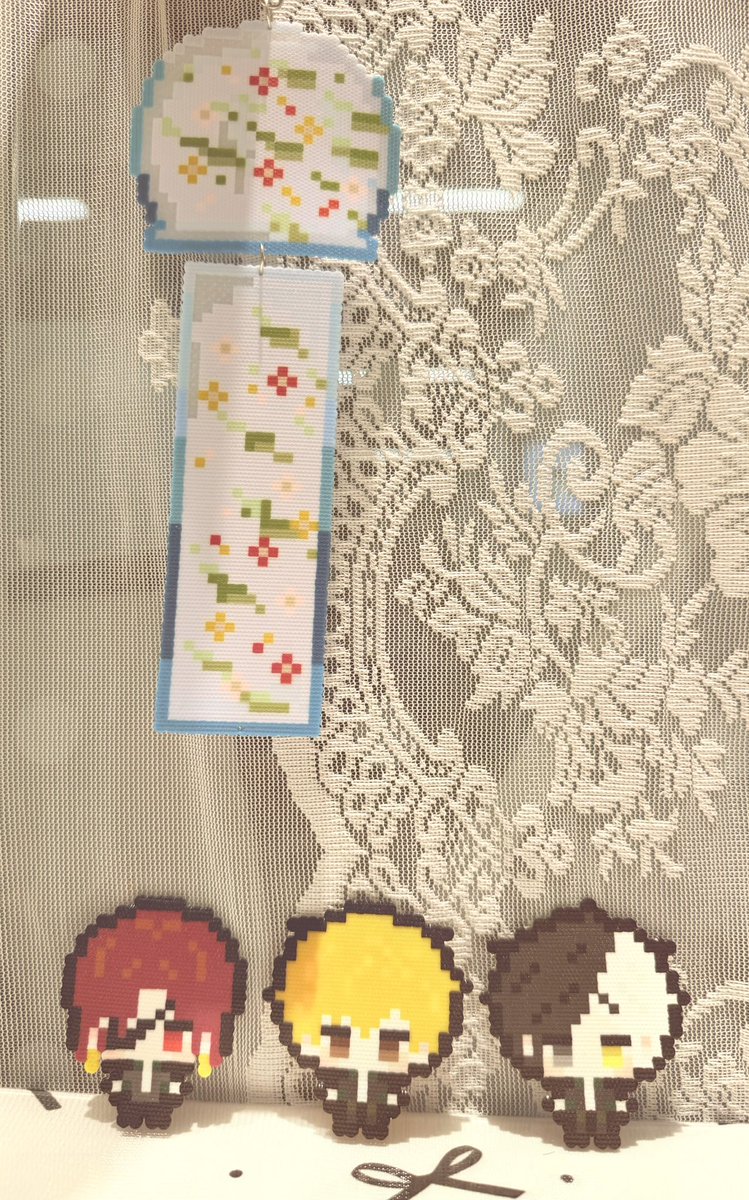 sam_the_dough's tweet photo. My silly little diy activity today 🫪🤭🤭
#sunisa charms 🌸📝🫖🎐 https://t.co/Xyw4T2nI1P