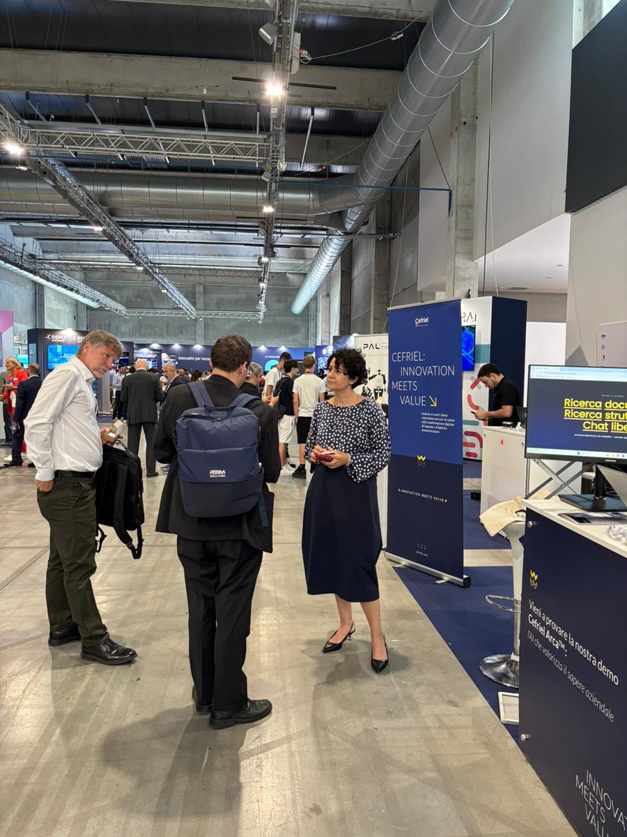 Cefriel's tweet photo. 🏭Si è chiusa ieri a Parma @spsitalia, la fiera per l'industria intelligente e digitale punto di riferimento per il comparto manifatturiero italiano. 

✨ Grazie a tutte le aziende e ai partner che sono passati al nostro stand per incontrare il team #Cefriel e che hanno partecipato ai Cyber Insights, le nostre roundtable quotidiane dedicate ai temi della sicurezza e della compliance alle nuove normative europee, organizzate insieme a #SPSItalia e a @OsborneClarke  Italy. 

Sono state tre giornate intense di confronto dedicate al futuro del #Manufacturing, ecco alcuni momenti della nostra esperienza a #SPSItalia2026 📸👇

#InnovazioneDigitale #Industry40 #dustrialAI #AI #DigitalTransformation