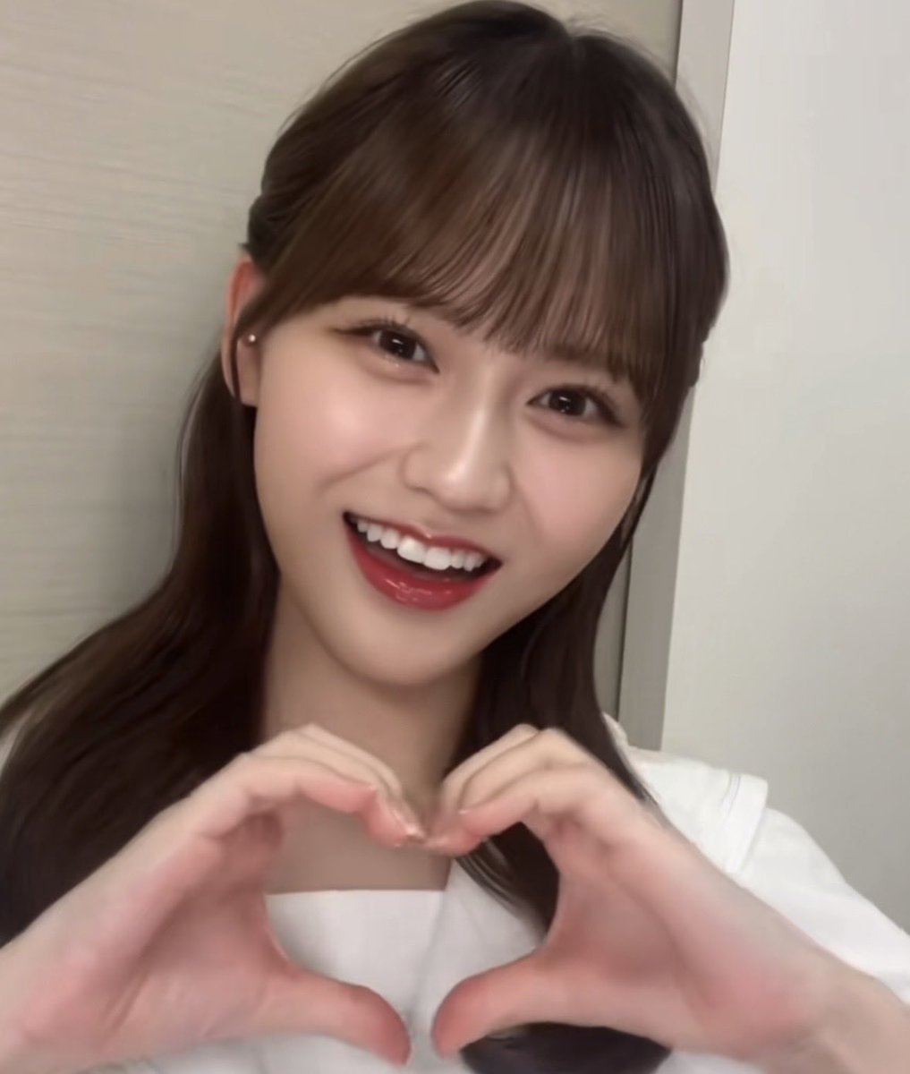 si3_z005lizq's tweet photo. 髙松瞳ちゃんって本当に顔面が天才ദ്ദി＞ᴗ＜)🎀✧

https://t.co/XnULRkuJTL https://t.co/CahjDzu2rc