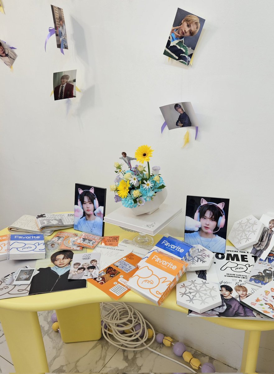 binjjyang's tweet photo. 현빈이랑 잘 어울리는 곳이였어요🥹🌻

#내가_버티는이유_구현빈 
#내_맘속의_HYUNBIN_BOMB https://t.co/j3aziz3GdL