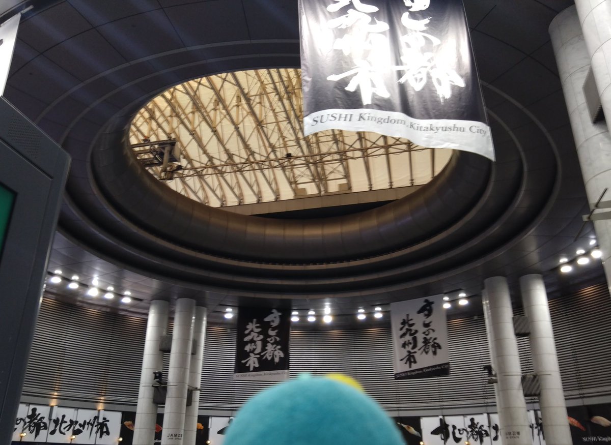 marusachu_624's tweet photo. 今日はお疲れ様の新幹線。帰りは小倉からなのでサッポロビール。 https://t.co/qOGOsxWhLJ