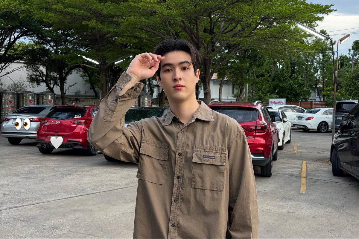 llightyy_'s tweet photo. 🌳🌙 https://t.co/DgeDC6MPKS