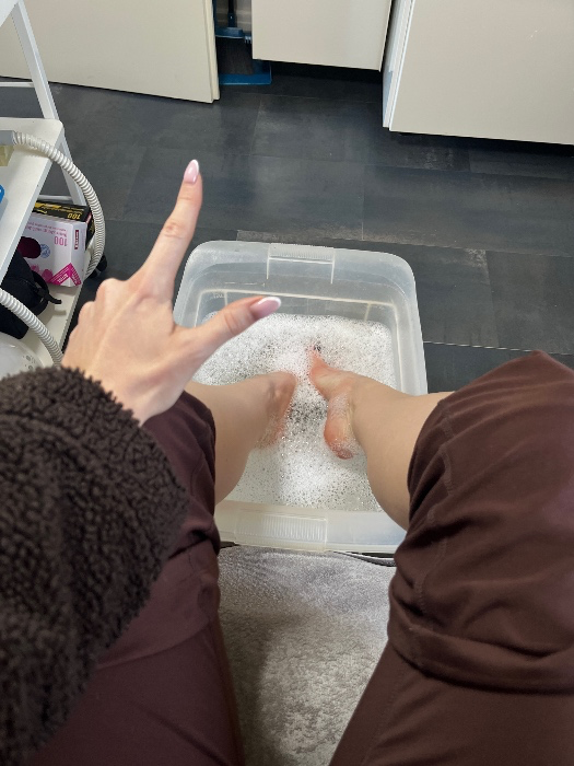 LauraWsWorld2's tweet photo. I just received Pedi from Manuel via Throne. Thank you! https://t.co/rvBYbUHR3z #Wishlist #Throne https://t.co/E5dc7M1NJv