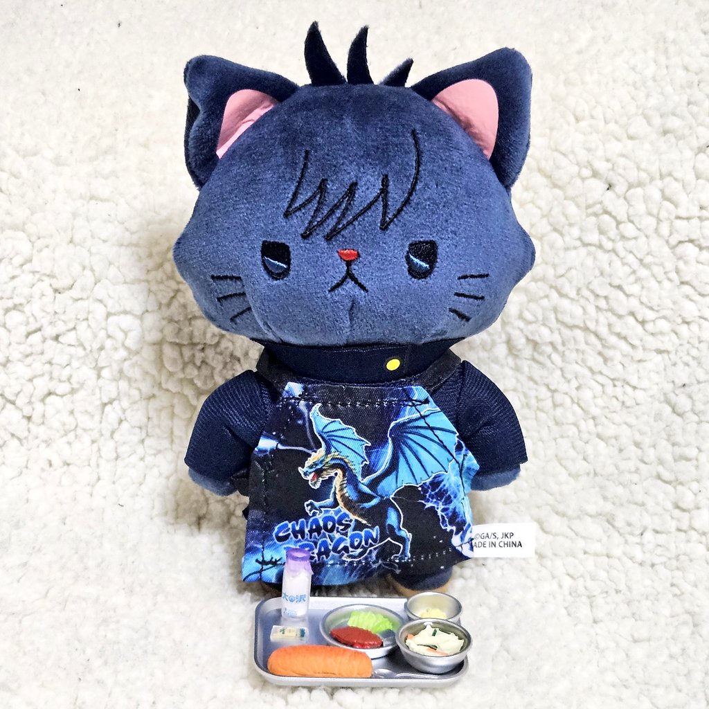 roku_tani's tweet photo. 寝袋は見つけられなかったけど、エプロンはあった。

めぐにゃん「おこーひーいかがですか」
めぐにゃん「おちゃのおじかんですわ」
めぐにゃん「ちょーりじっしゅーのおひるです」
めぐにゃん「おれだけなんかちがいますよね❗️❗️❗️❗️」 https://t.co/r5lLYn0fpb