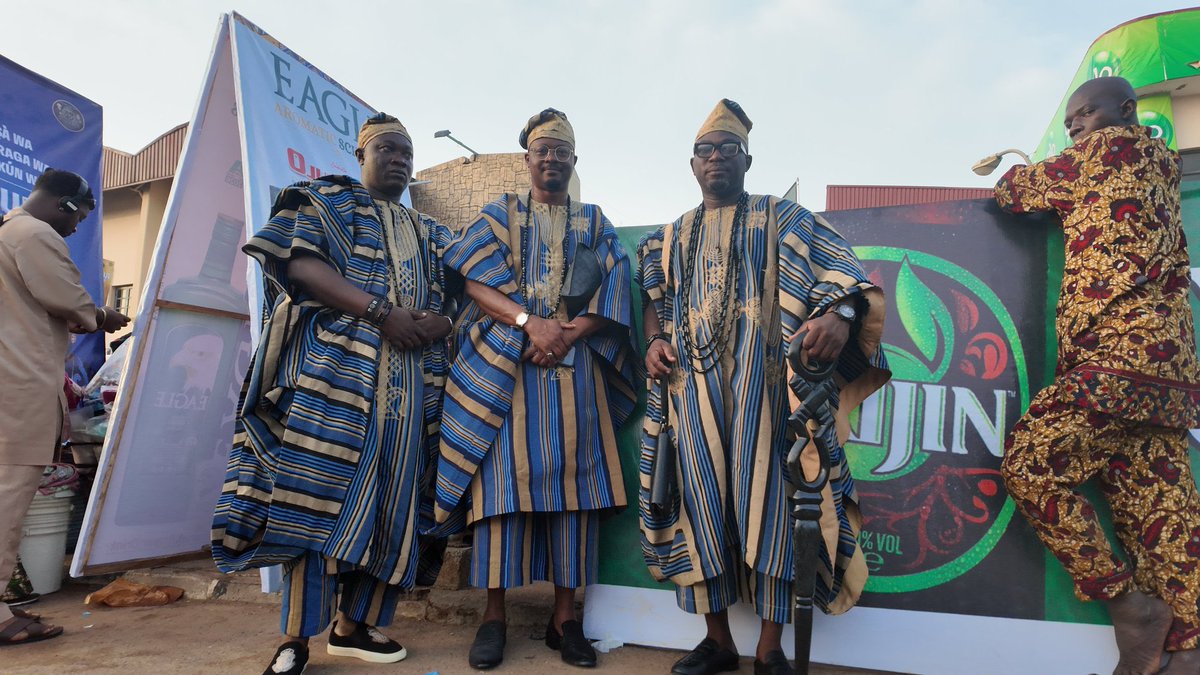 FFrankedima's tweet photo. Are you guys following Ojude Oba Festival this year?

It’s massive, baby.

Truly, culture is our economic power in Africa. 

See the coordination, the elegance, the intergenerational representation, the storytelling, the visibility… absolutely beautiful to watch. https://t.co/y9p3sGcevm