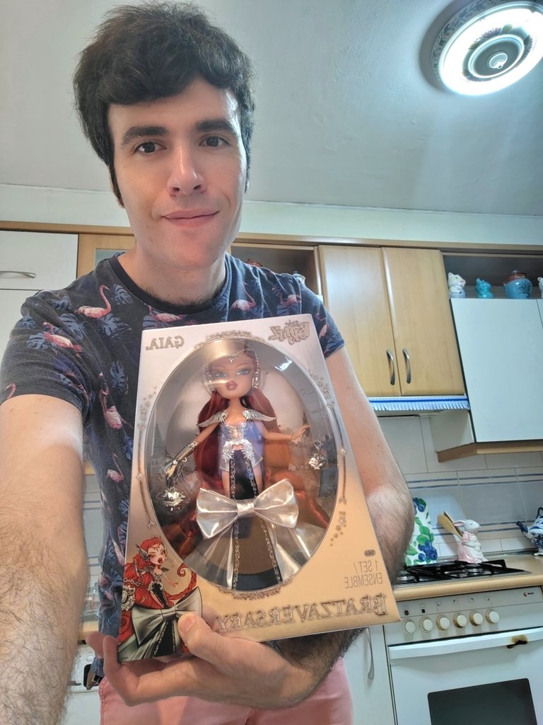 Sammuh95's tweet photo. Empezamos bien el día. Llegó Gaia la diosa de las Bratz. https://t.co/jNaqnZqIEP