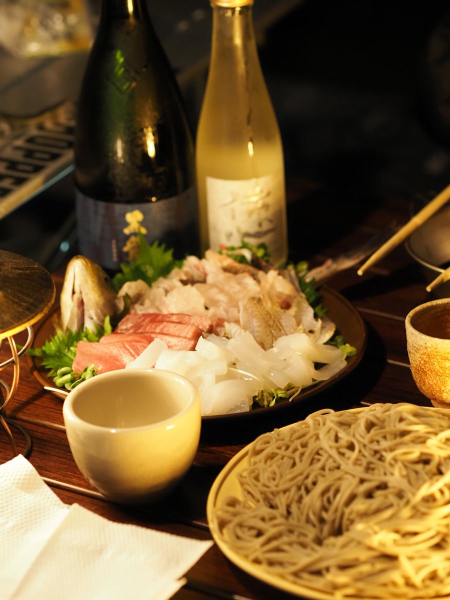 campcurry2's tweet photo. お久しぶりのキャンプー

イサキ、キス、アオリイカ、本マグロのお造り
妻有そばでもりそば
釣りたてキスの天ぷら

キャンプ飯は以上です！！ https://t.co/GIzift114a