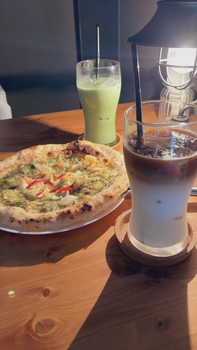 yoi_gnu's tweet photo. パート終わりに2人で急遽！明日の相談という名のティータイム☕︎ https://t.co/8X9TI71kjN