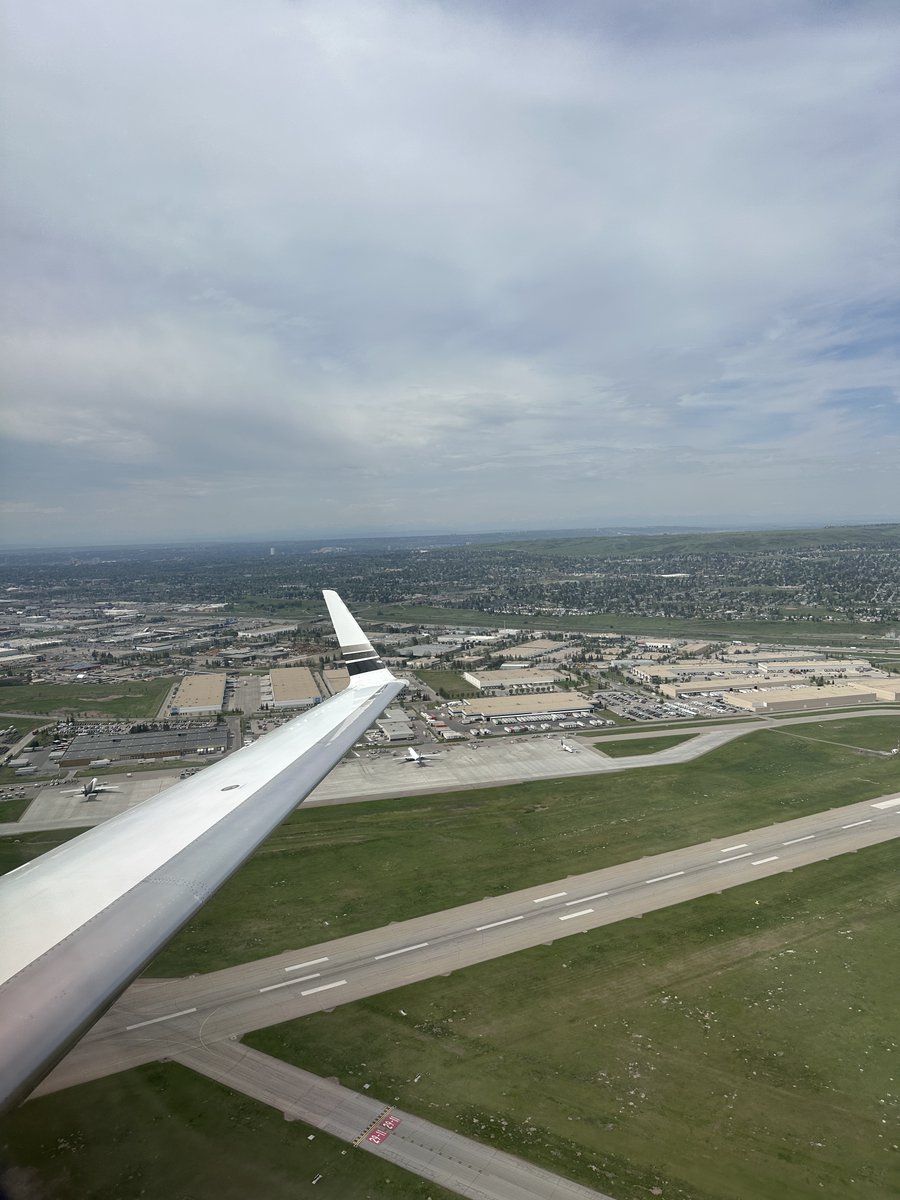 FlyPJets's tweet photo. From Canada and beyond — private travel without limits.

https://t.co/Y1qjeALUtL | #privatejets #charter #travel #legacy #international https://t.co/A9ANDsFj6H