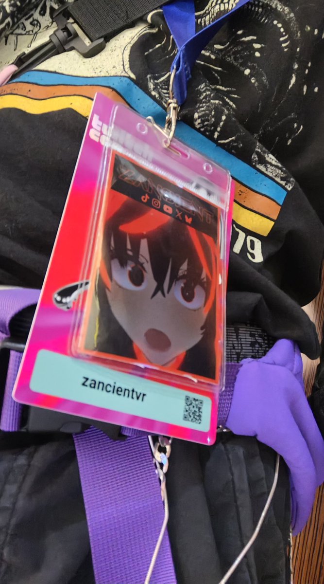 zancientvr's tweet photo. round 2 #twitchcon #twitch 
w/@MopMovies @DapurpleNerd @CuteAshhx https://t.co/H0ke02VvyC