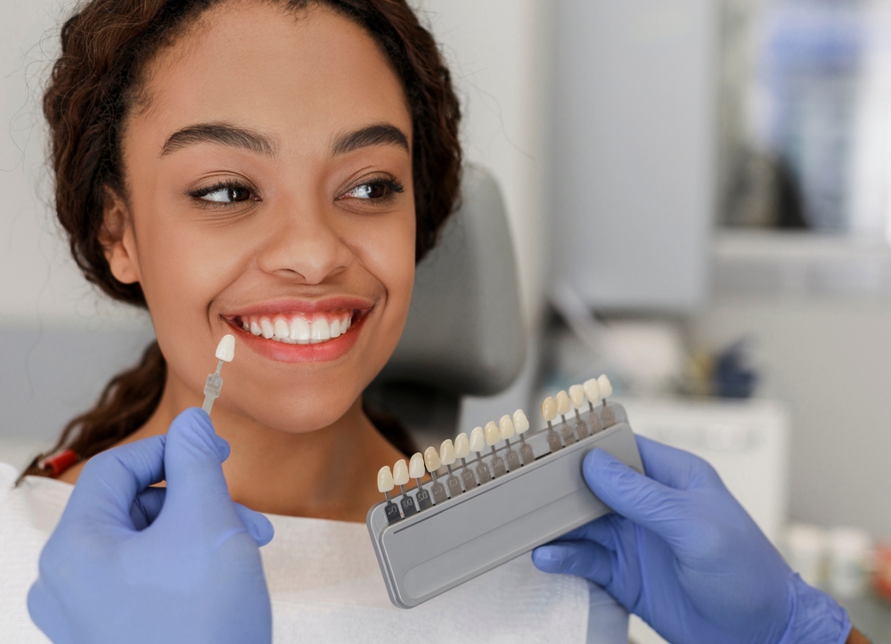 AllureSmile's tweet photo. You’ve gotten good at smiling without showing your teeth in pictures. 📸

Tilting your head.
Keeping your lips closed.
Laughing without opening your mouth fully.

Cosmetic dentistry changes that.
Schedule a consultation. (817) 473-6200

#CosmeticDentistry #Smile https://t.co/NWhojdjd9F